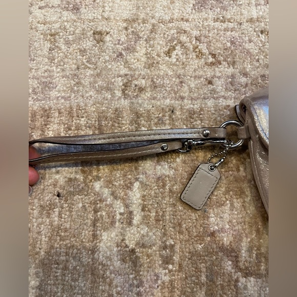 Coach Wristlet with snap - Picture 10 of 14